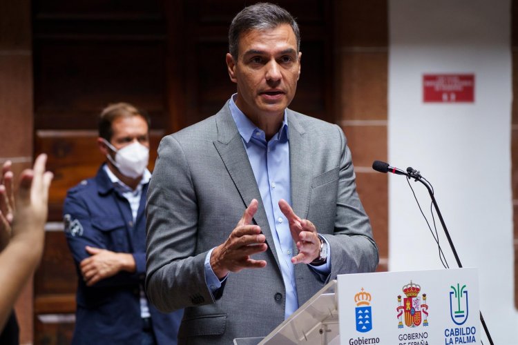 Pedro Sánchez anuncia un plan especial para la reconstrucción de La Palma