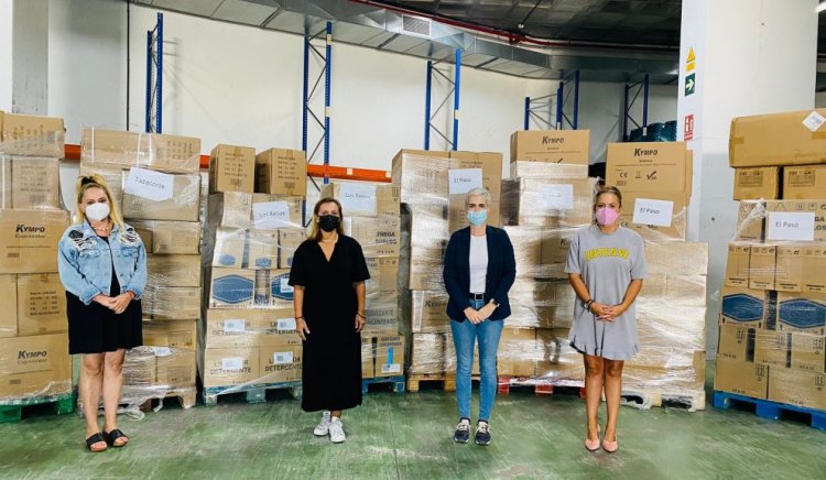 La Fundación Dinosol dona 8.000 kilos de comida a La Palma