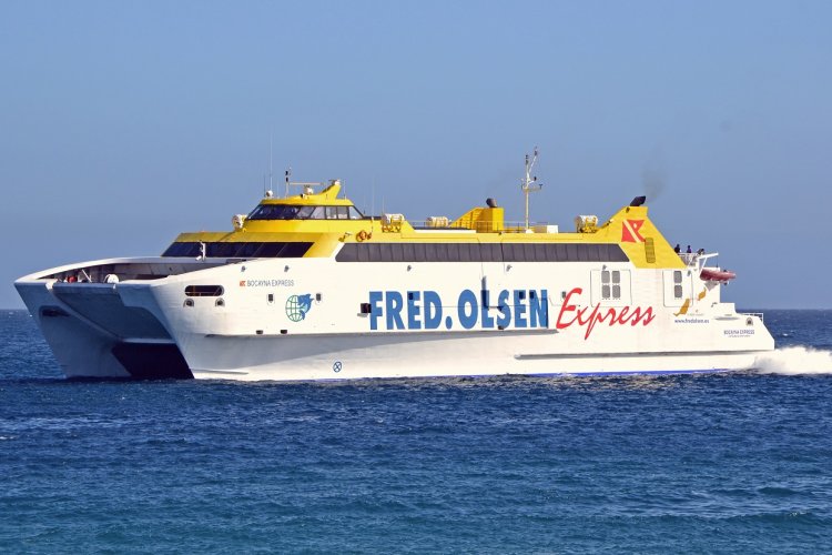 Fred. Olsen para durante 8 días la ruta entre Fuerteventura y Lanzarote 'por inspección técnica rutinaria'