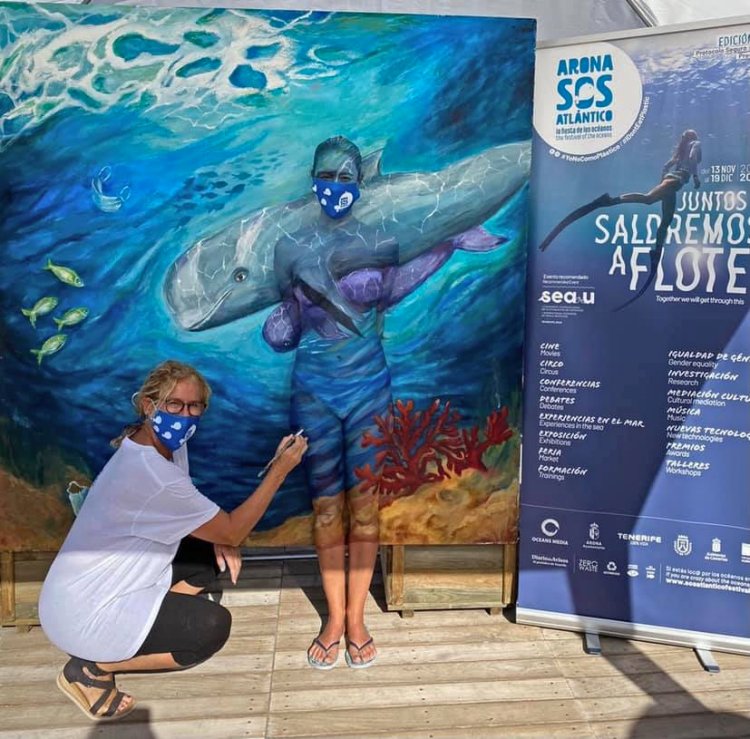 La artista Karol Karoline `pintará´ el cambio climático, con ‘body paint’, en Arona SOS Atlántico