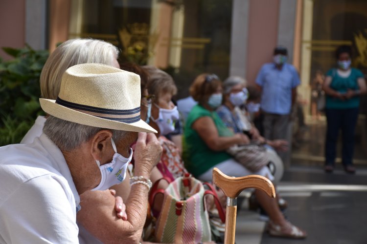 El Rosario encuesta a más de 4.100 mayores para conocer las necesidades sociales del colectivo