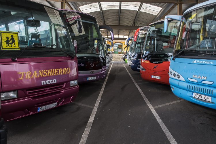 Implantan un nuevo servicio de gestión del transporte público en El Hierro