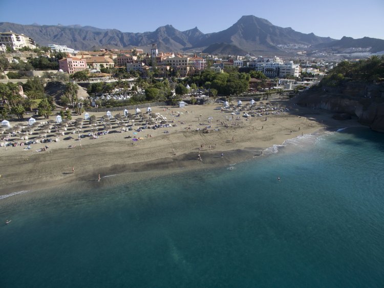 El municipio de Adeje (Tenerife) se transforma en Destino Turístico Inteligente junto a T-Systems