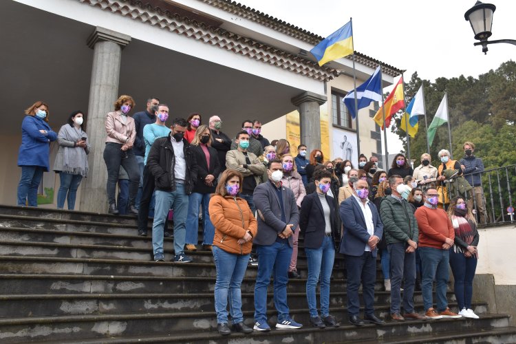 El Rosario guarda cinco minutos de silencio como muestra de solidaridad con el pueblo de Ucrania