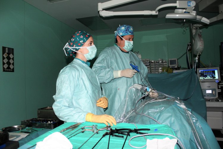 Hospiten incorpora una unidad de cirugía mínimamente invasiva y endoscópica de columna