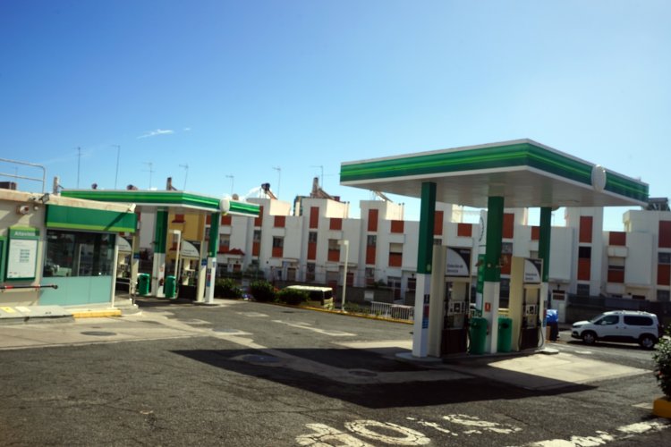 El PP de Gran Canaria pide al Cabildo que suprima el impuesto al combustible