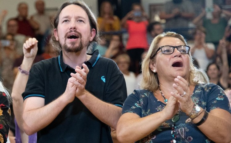 La marcha de una diputada de Podemos abre otra brecha en el partido