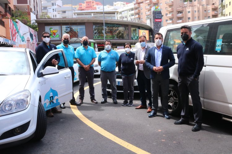 Los Realejos destina 9.000 euros a las asociaciones del taxi para la renovación de uniformes e imagen de vehículos