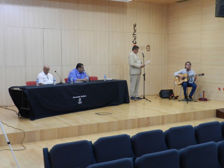La Iluminada de Candelaria, el nuevo libro fue presentado en su municipio
