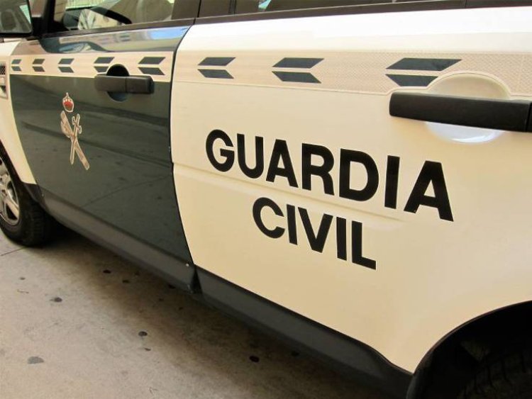 La Guardia Civil denuncia a tres personas por edificar en suelo rústico