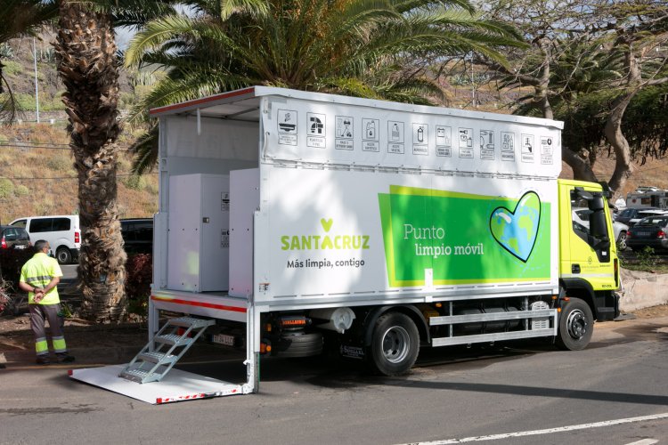 Santa Cruz de Tenerife recoge un total de 31.340 kilos de residuos de aparatos eléctricos y electrónicos