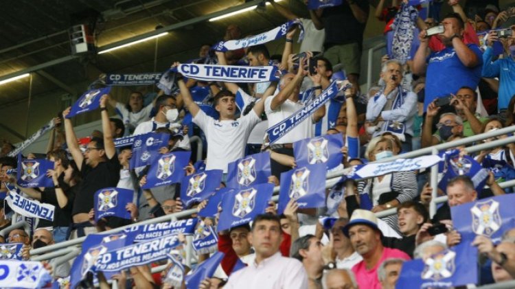 0-0. El Tenerife sobrevive ante un Girona tan superior como ineficaz