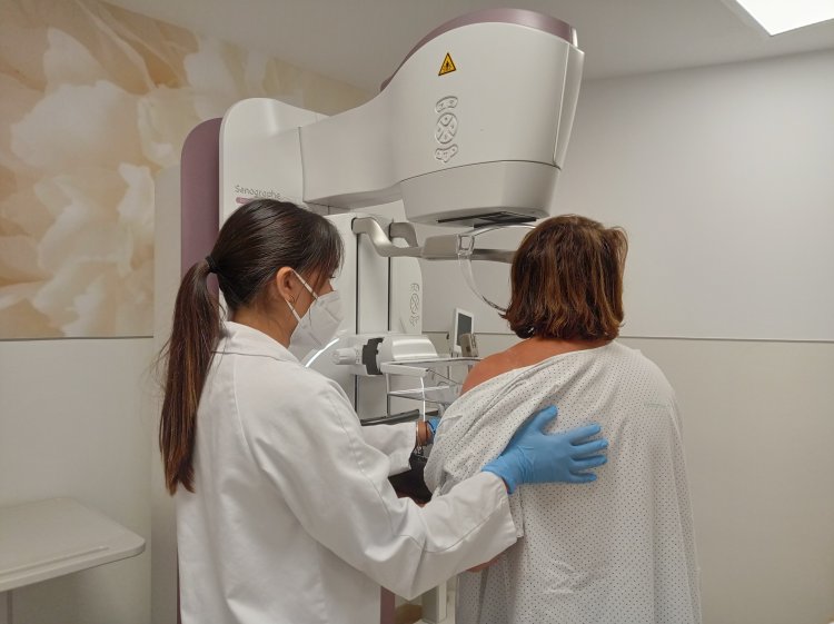 Hospital Universitario Hospiten Rambla incorpora la plataforma de tecnología digital más avanzada para realizar mamografías