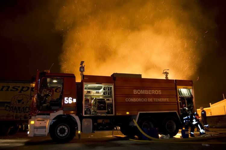 Controlado el incendio en El Chorrillo tras más de 12 horas