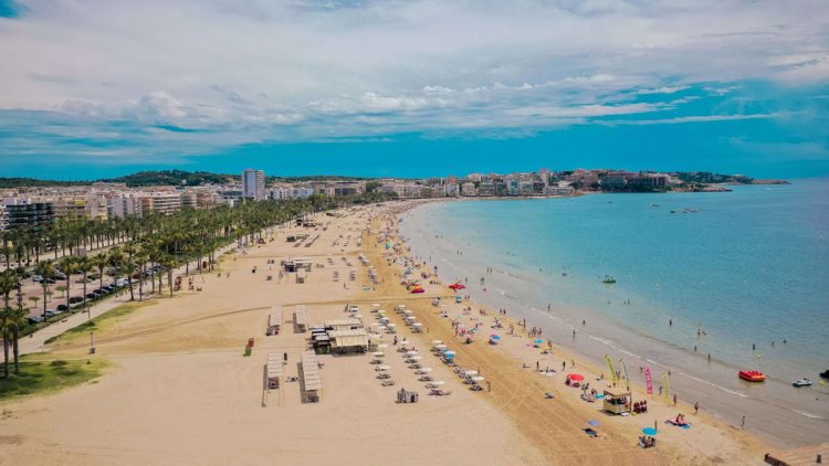 Los municipios de la AMT Sol y Playa reciben en los once primeros meses del año al 14,6% de los turistas del país