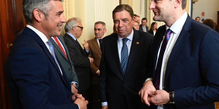 Quintero traslada a Hansen la necesidad de actualizar el POSEI para asegurar el futuro del sector agrario