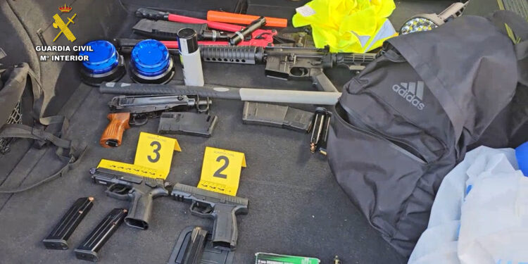 Detenida una organización armada que se hacía pasar por policías para robar a narcotraficantes