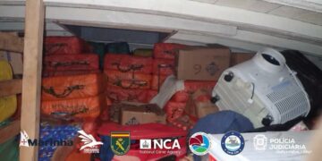 Interceptado un narcosubmarino en el Atlántico con 6,6 toneladas de cocaína con destino la Península Ibérica