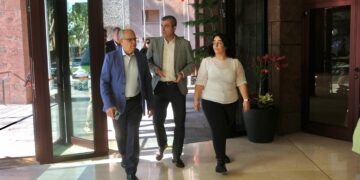 Manuel Domínguez presenta las actuaciones previstas para el impulso del tejido empresarial de La Gomera