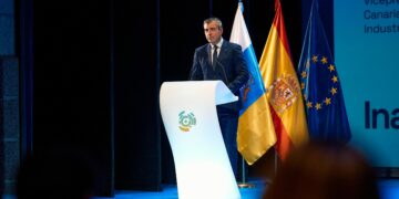 Domínguez destaca la formación, la transformación digital y el relevo generacional como grandes retos del comercio