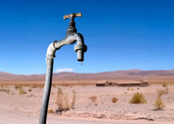 “Celebrar” el Día Mundial del Agua con los grifos secos