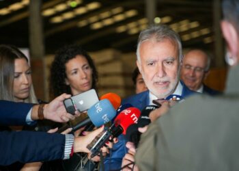 Ángel Víctor Torres anuncia que padece cáncer pero continuará en política: «Va a salir bien»