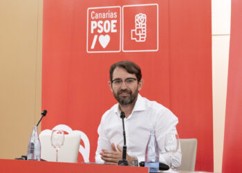 Olivera demuestra en la Comisión de Investigación del Senado que Canarias actuó correctamente en la gestión de la pandemia