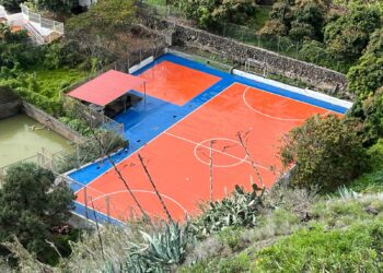 Educación acomete la reforma y actualización de instalaciones deportivas en medio centenar de centros