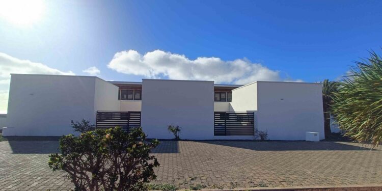 Educación invierte 400.000 euros en la ampliación del pabellón deportivo del IES Yaiza, en Lanzarote