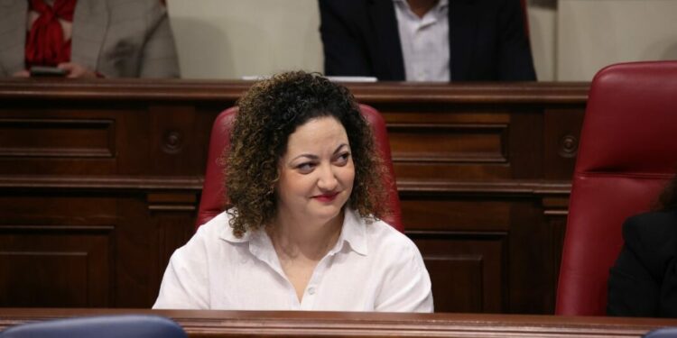 Jana González reclama una atención a la dependencia más humana y personalizada en Canarias