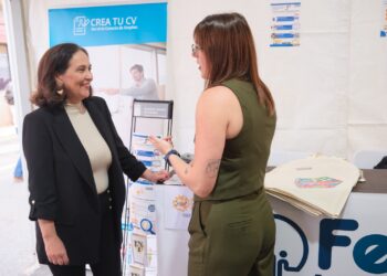 Empleo destina 100.000 euros para prácticas de jóvenes en empresas y entidades