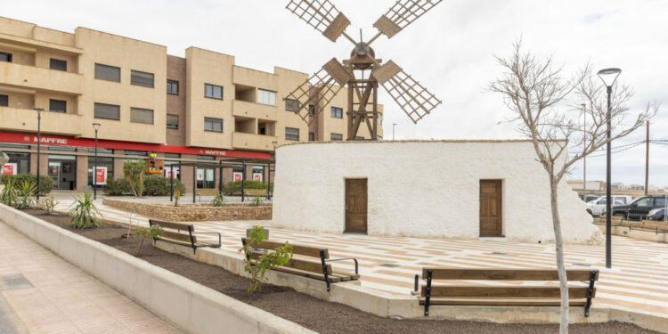 Adjudicado el contrato de obra de un aseo adaptado para la Molina de la Charca de Puerto del Rosario