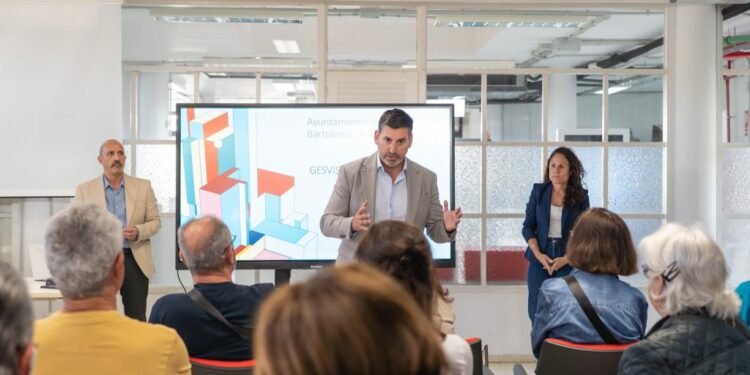 REUNION VECINOS MONTAÑA CLARA-[CC SBT]-[19.03]-[PRENSA]-4