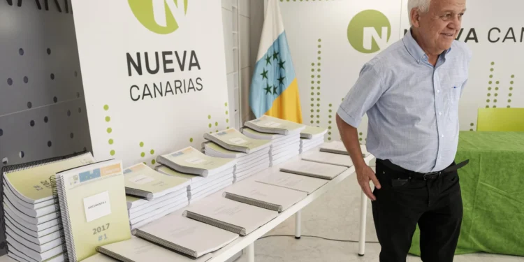 Nueva Canarias insta a renunciar a los críticos de la formación que aspiran a crear un nuevo partido