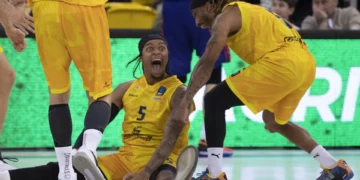 69-68. Homesley revive a un Granca que se jugará en Estambul el billete para la final de la Eurocopa