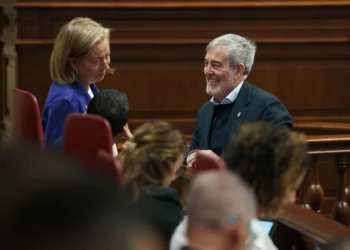 Clavijo celebra el apoyo «contundente» del Supremo a la reclamación «justa y moral» de Canarias sobre los menores que piden asilo