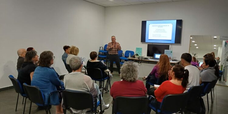 La Gerencia Sanitaria de Fuerteventura organiza una jornada formativa con la AECC sobre Manifestaciones Anticipadas