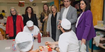 Candil: “Debemos apostar por mejorar los servicios sociales de los municipios rurales para evitar su despoblación»