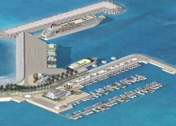 Activistas alertan de daños ambientales «irreversibles» por ampliar el puerto de Corralejo