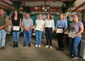 Antigua rinde homenaje a las mujeres ganaderas del Municipio