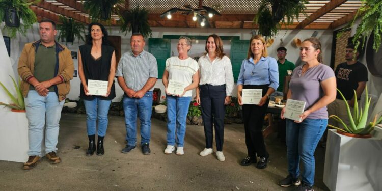 Antigua rinde homenaje a las mujeres ganaderas del Municipio