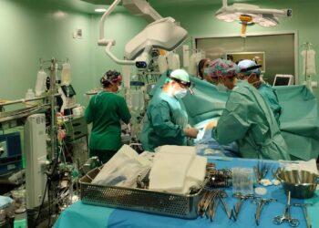 El Hospital Doctor Negrín supera los veinticinco trasplantes de pulmón