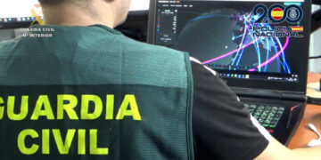 Desarticulada una organización criminal que estafó 19 millones de euros empleando vídeos manipulados con Inteligencia Artificial