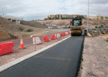 El Cabildo acondiciona ya el acceso peatonal al Hospital General de Fuerteventura