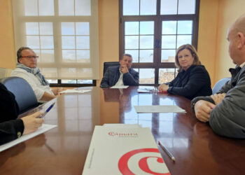 Antigua presenta a la Cámara de Comercio sus inversiones millonarias en zonas comerciales y pueblos del municipio