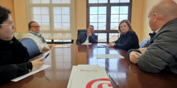 Antigua presenta a la Cámara de Comercio sus inversiones millonarias en zonas comerciales y pueblos del municipio