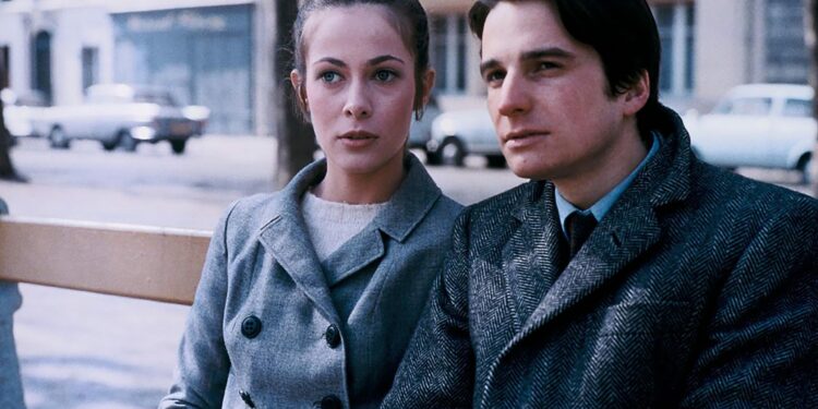 ‘Besos robados’: Truffaut explora la madurez emocional de Doinel en clave de comedia romántica