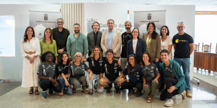 ‘Contramapas’ una iniciativa que llevará a jóvenes en riesgo a recorrer a pie las ocho islas Canarias