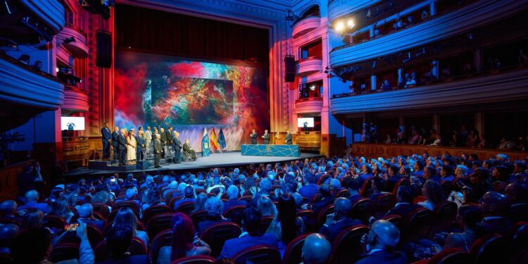 El Gobierno otorga catorce Medallas de Oro de Canarias en 2025 que se entregarán el 30 de mayo