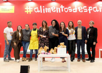 La leche de camella canaria se convierte en estrella del Salón Gourmets 2025